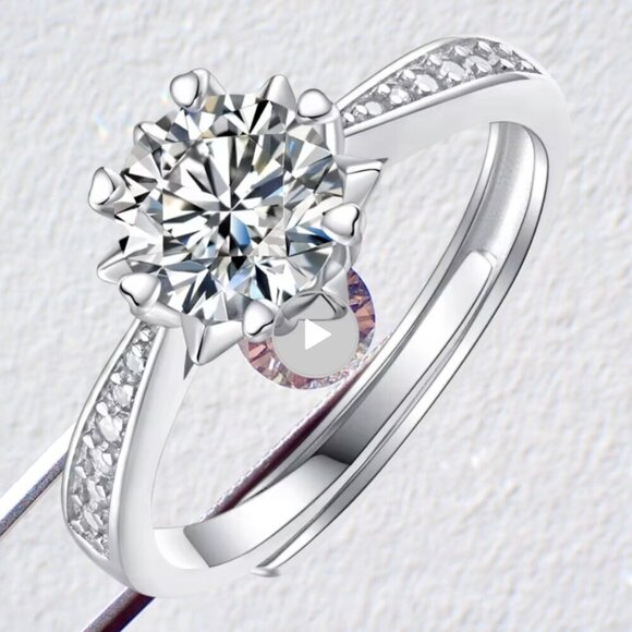 925 Sterling Silver Moissanite Ring Adjustable 1 CT - Picture 5 of 8